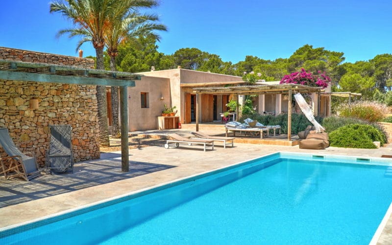 luxury-villa-in-formentera-id-165-01
