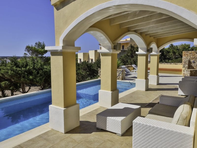villa-in-formentera-lomg-term-id-273-004