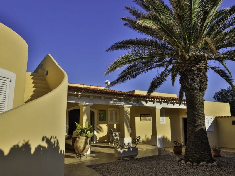villa-in-formentera-lomg-term-id-273-024