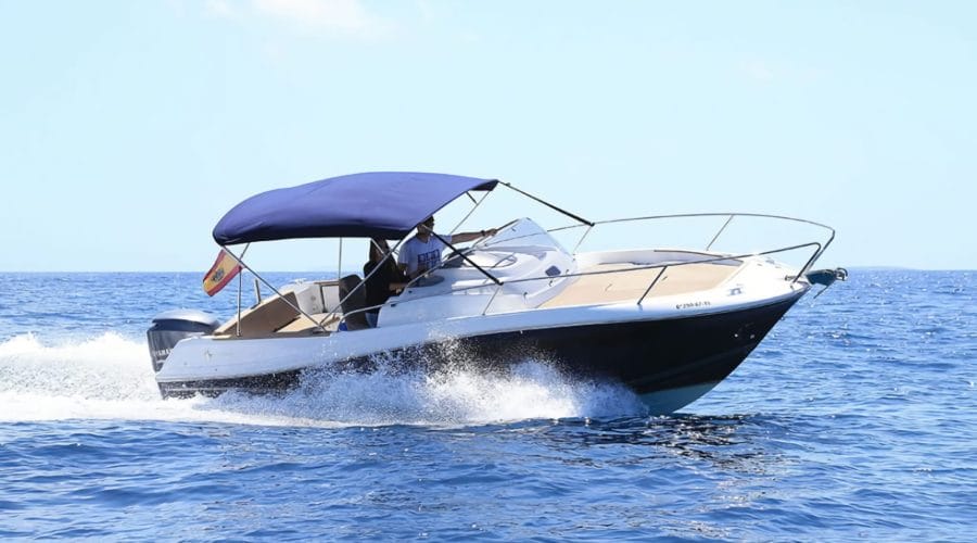 yacht-rental-in-formentera-Cap Camarat 7.5-01