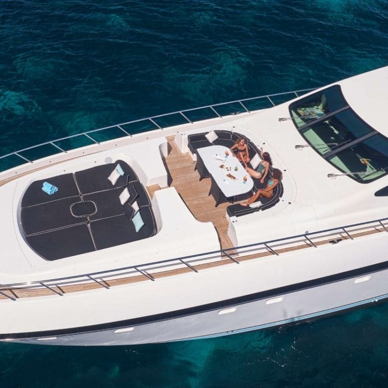 yacht-rental-in-formentera-mangusta130-02